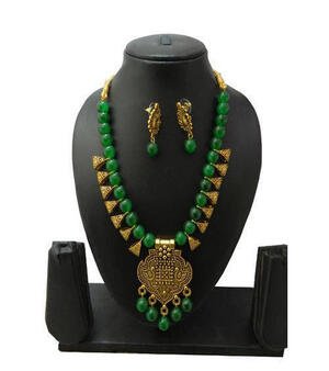 Glass Beaded Necklace