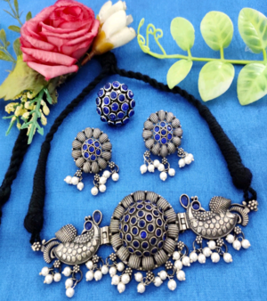 Silver Stone Choker Set With Crystal Stone