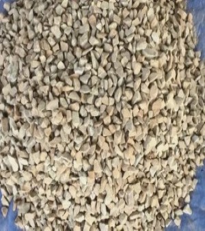 Buff Sandstone Garden Stone Chips