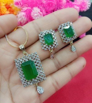 Pendant Set