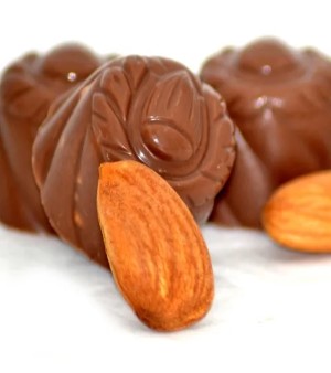 Suave Almond Chocolate