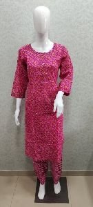 Ladies Jaipuri Kurti and Pant Set