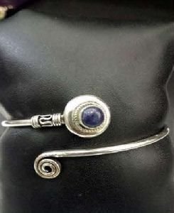 Artificial Gemstone Bracelet