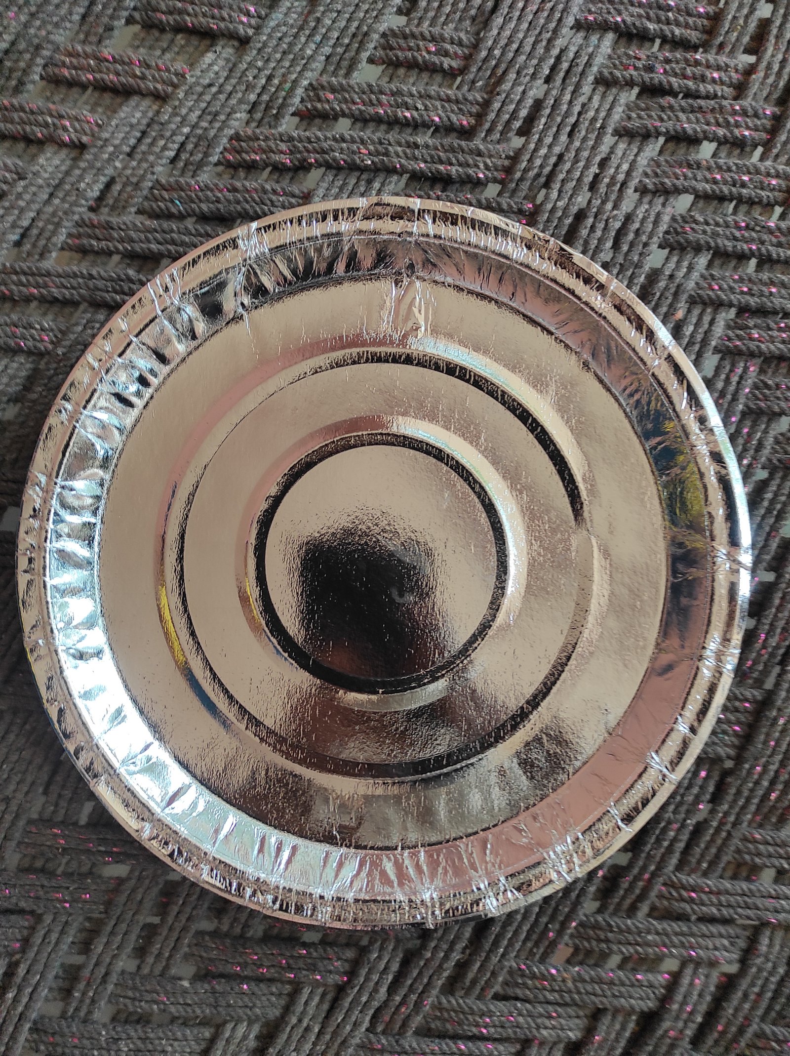 Disposable paper plates