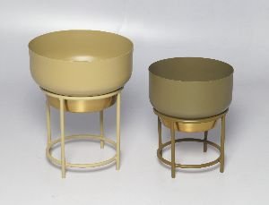 EI-0786 Iron Planter with Stand