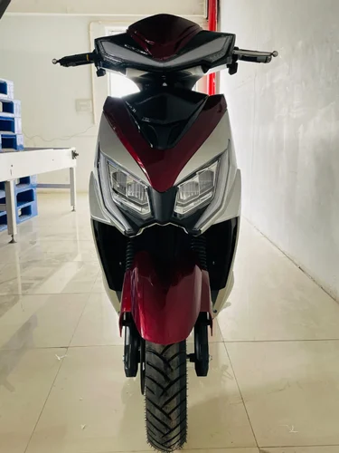 ZLS DOUBLE LIGHT ELECTRIC SCOOTY, 10000 W, Above 80 KM