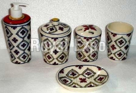 ceramic bathroom set