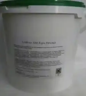 Black Emi Shield Conductive Paint
