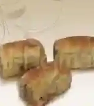 Warbat With Walnut Fingers