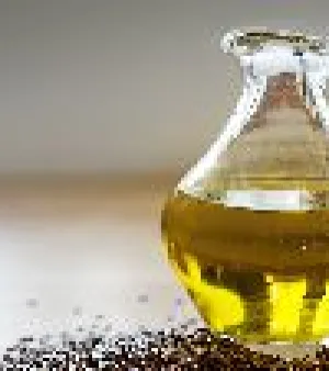 Alkali Refined Linseed Oil, Shelf Life : 1 Year